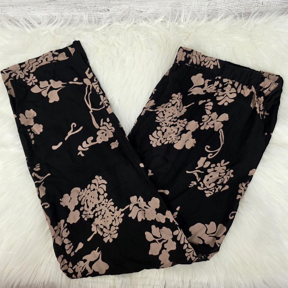 Gloria Vanderbilt Black and Tan Floral Pants